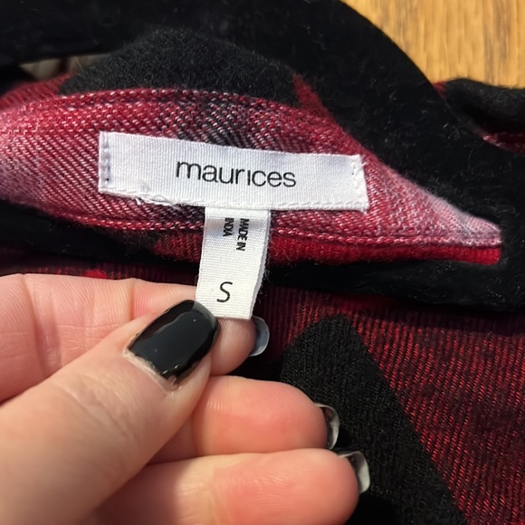 Maurices plaid button up - size small - Picture 2 of 5